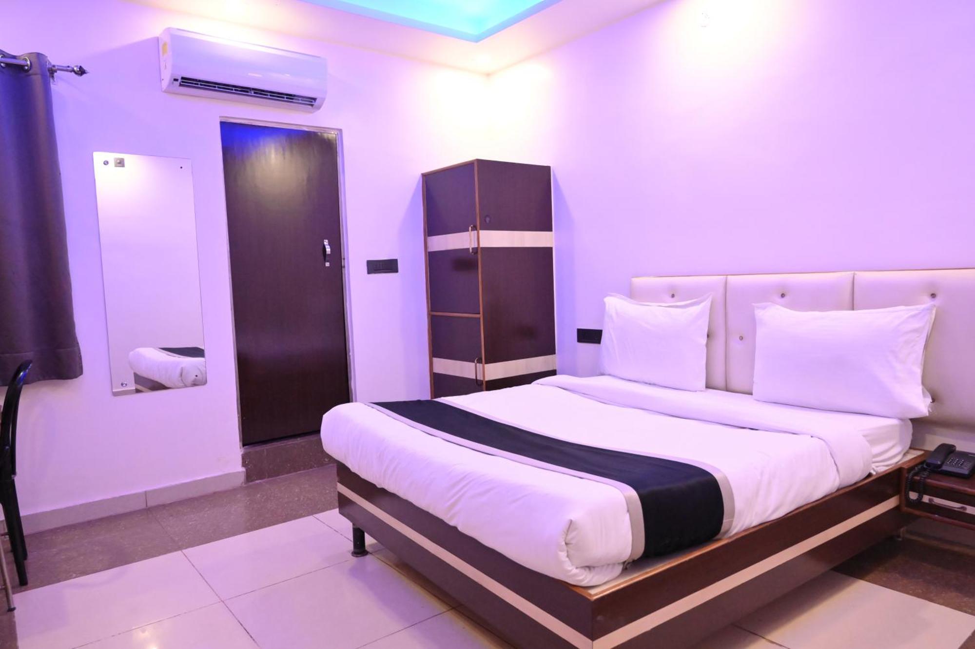 Hotel Riddhi Regency *