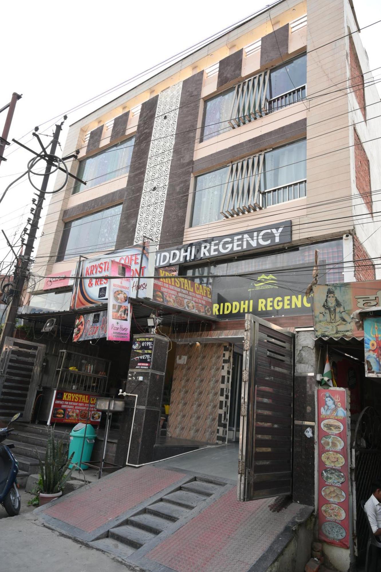 Hotel Riddhi Regency Lucknow